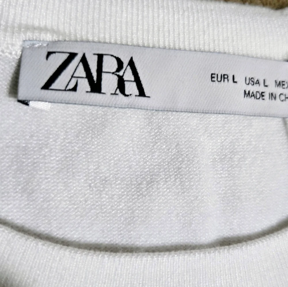 Zara White and Navy Top - Size Large - Picture 2 of 5